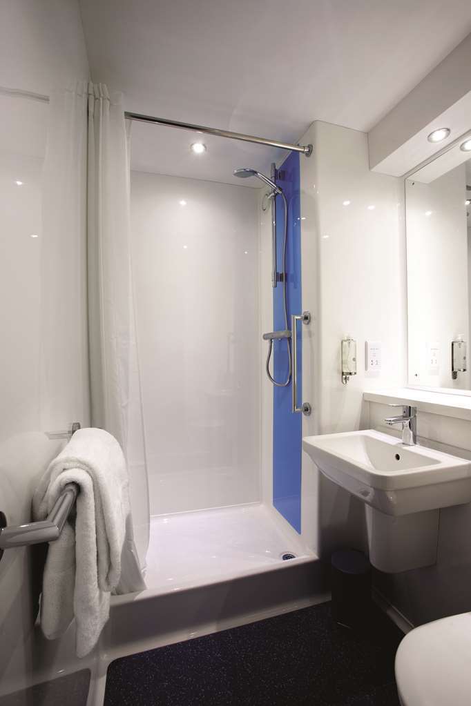 Travelodge Birmingham Dudley Chambre photo