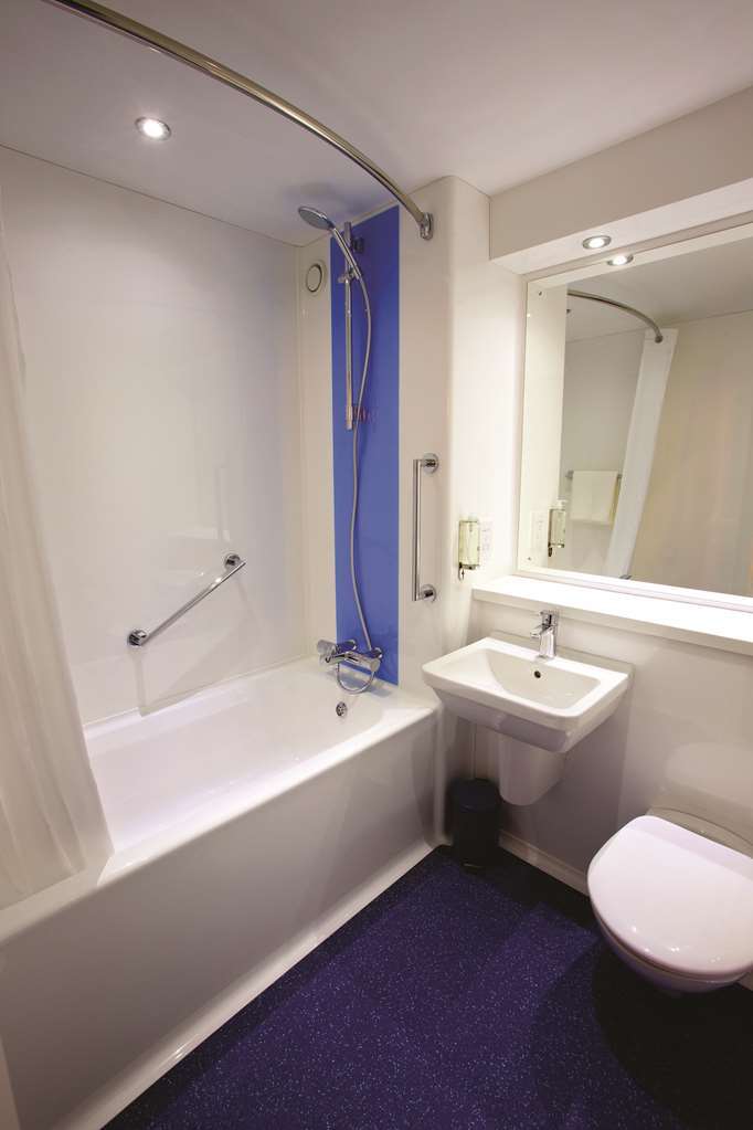 Travelodge Birmingham Dudley Chambre photo